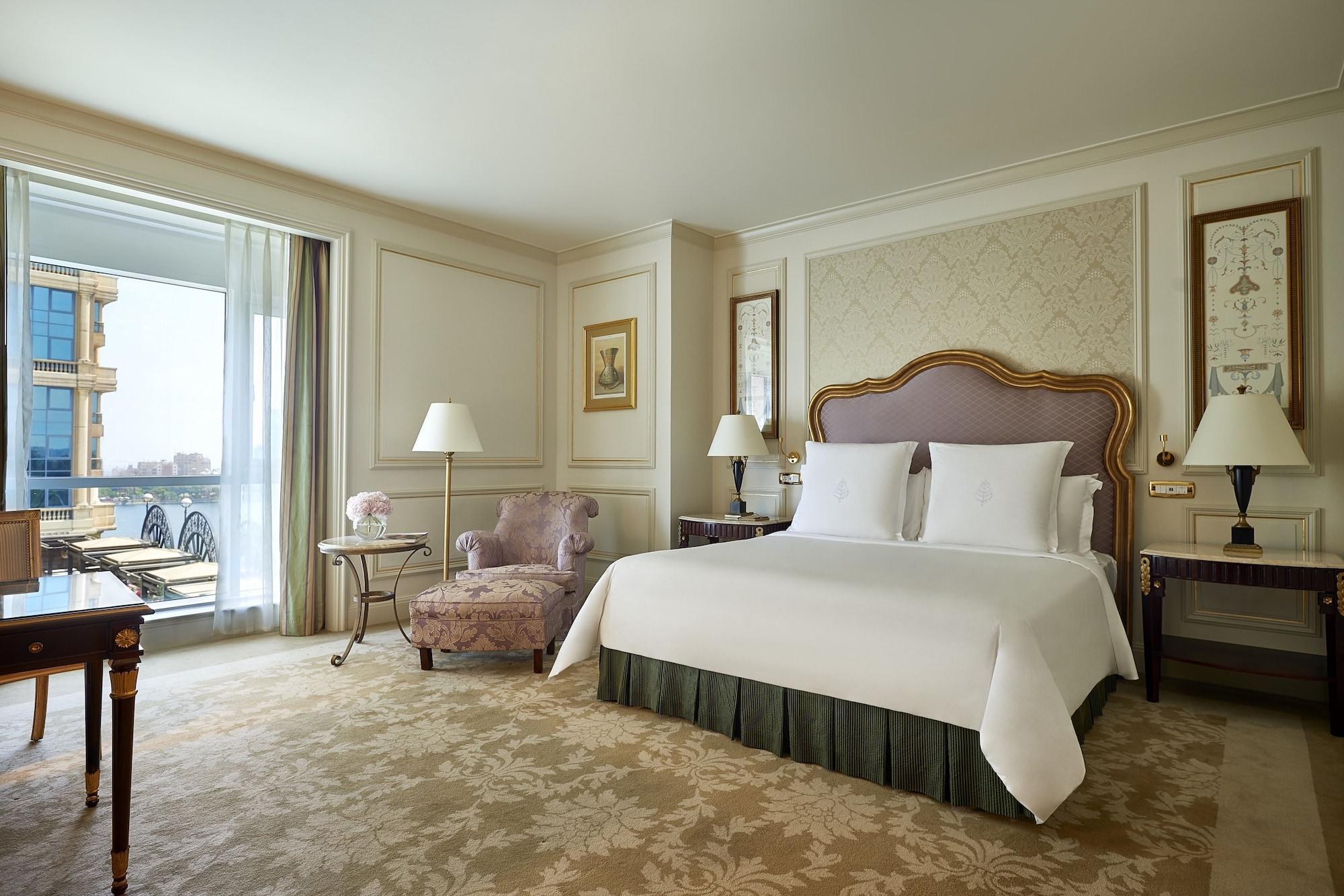 Four Seasons Cairo At The First