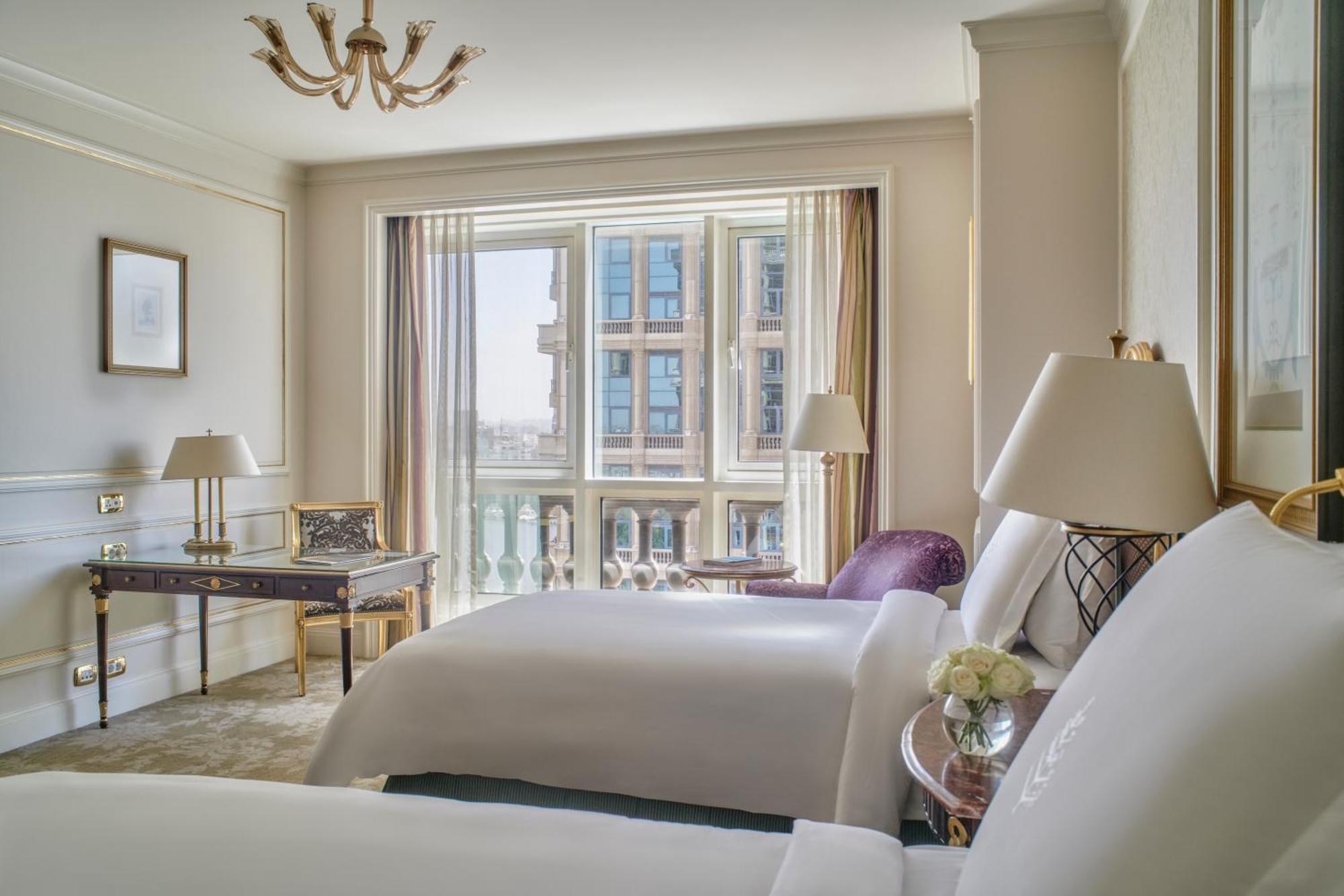 Four Seasons Cairo At The First